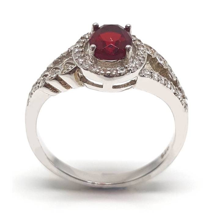 LUXR105 Essencial ring by Luxuria jewellery brand