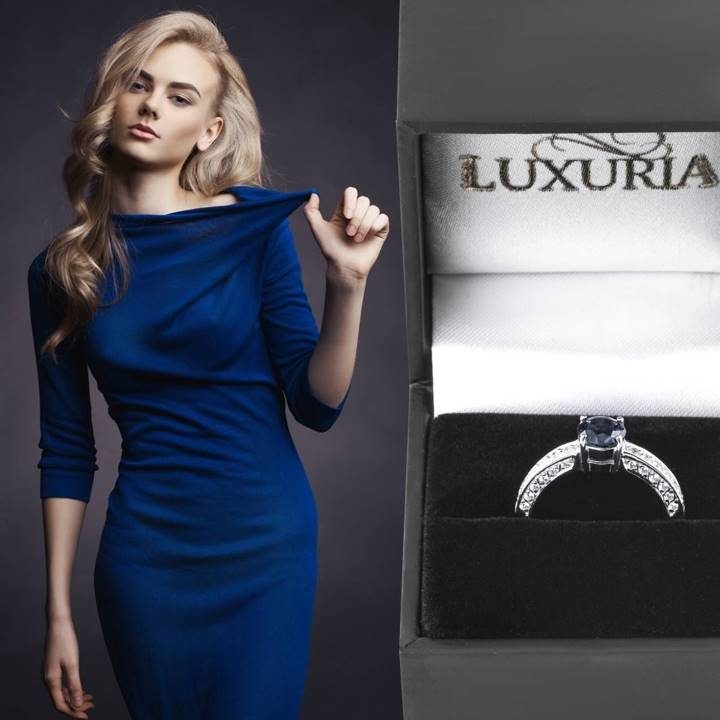 Luxuria fake diamond rings with blue sapphire in deluxe leatherette gift box