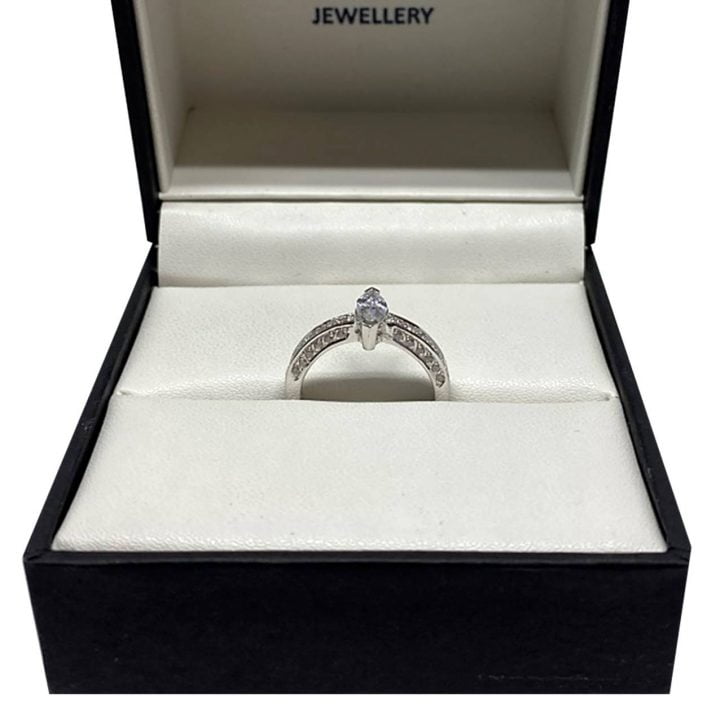 Marquise solitaire ring from Luxuria Diamonds