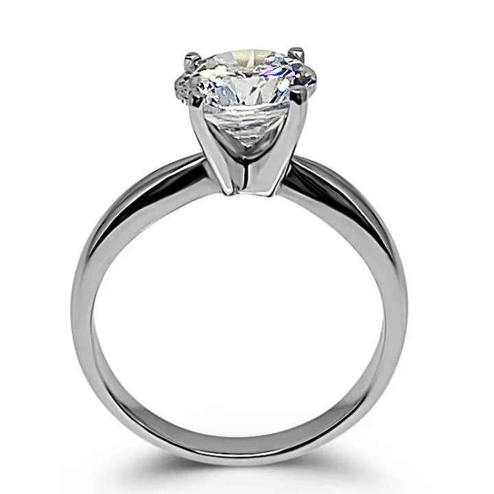 Fake solitaire diamond engagement ring LUXURIA