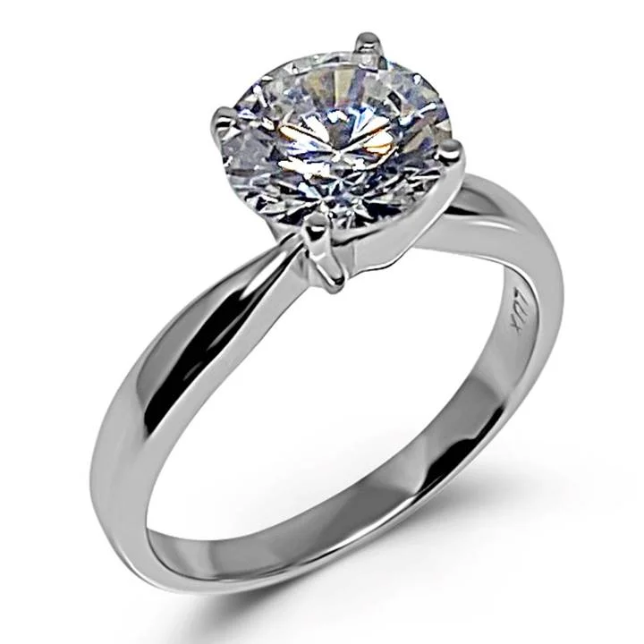 Fake solitaire diamond ring LUXURIA