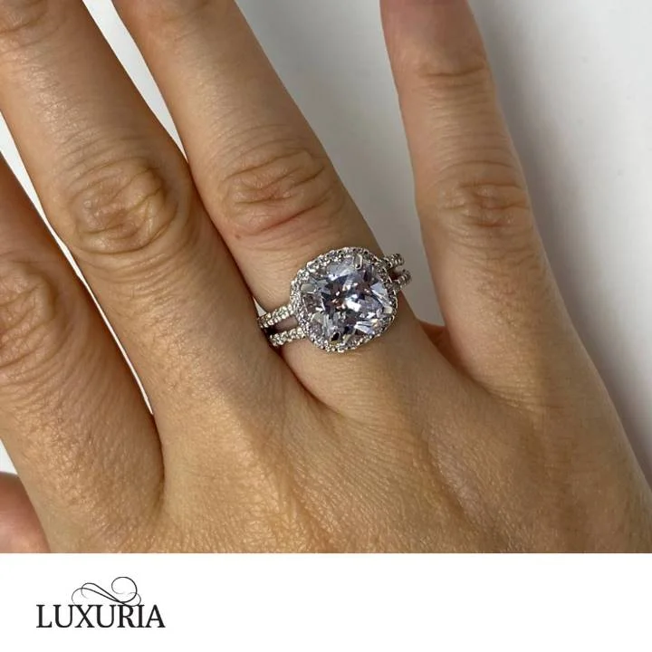 Fake engagement rings that look real LUXURIA