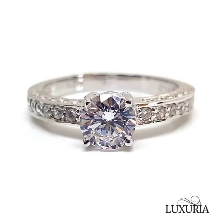 Pave diamond ring Luxuria